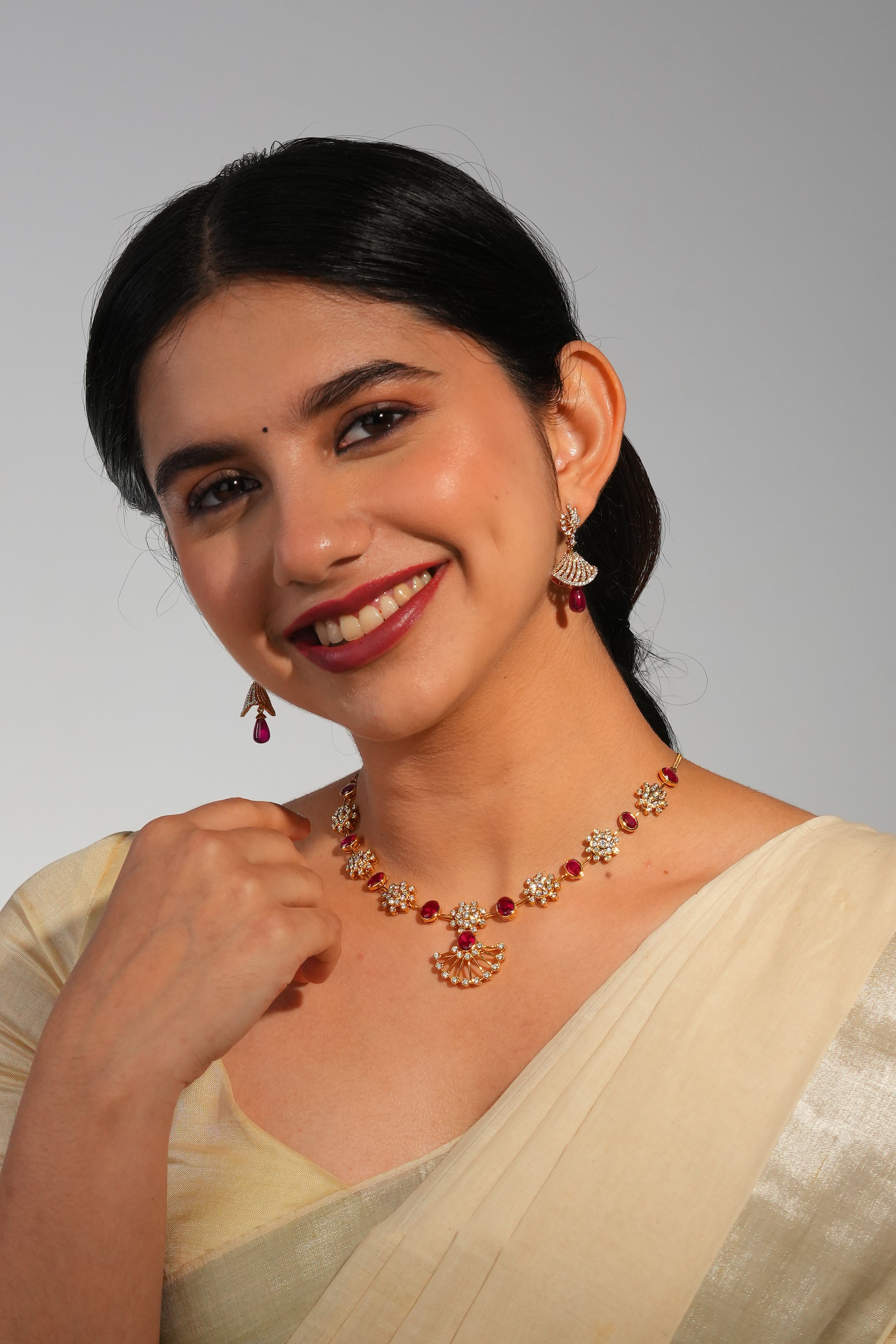 Saumya Diamond Necklace