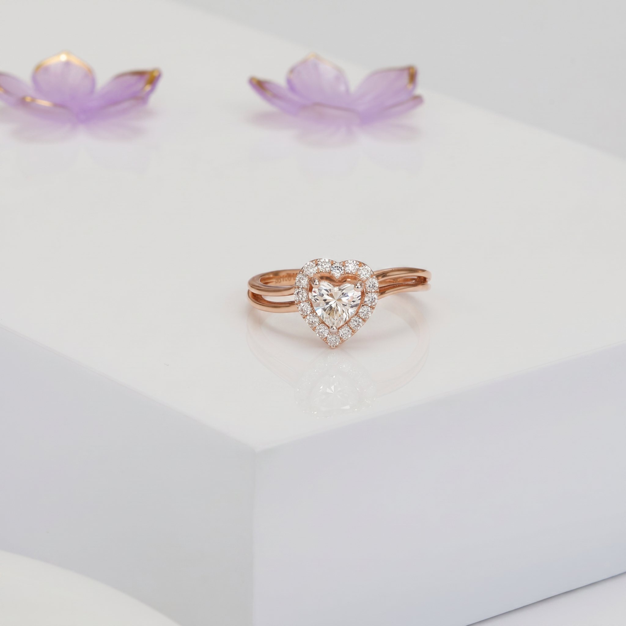 The L’Amour d’Or Golden Heart Diamond RIng