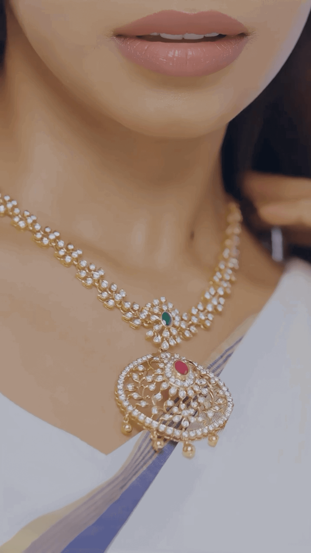 Nadhi Diamond Necklace