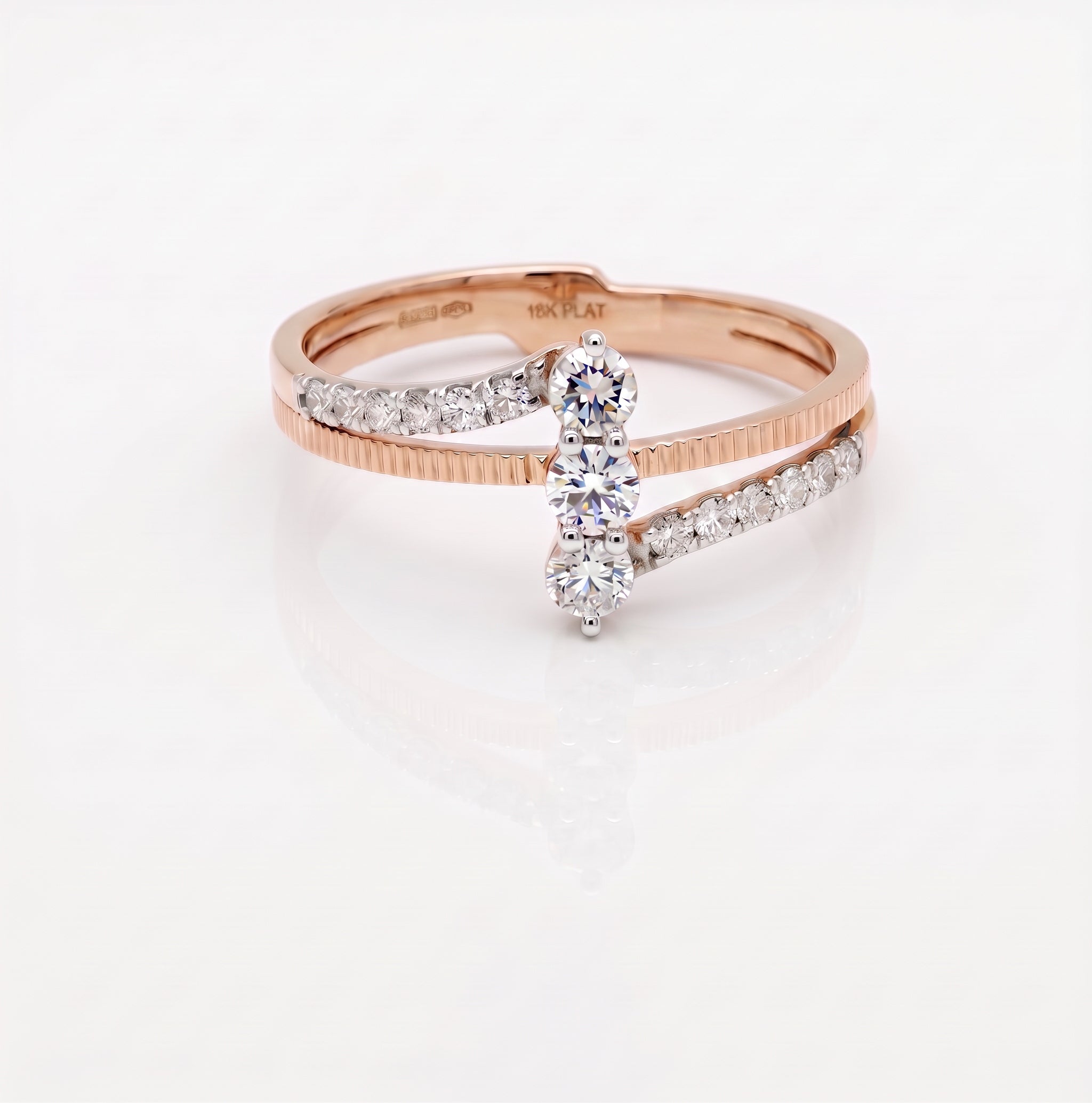 The Hebe Aurora Lab Grown Diamond Ring