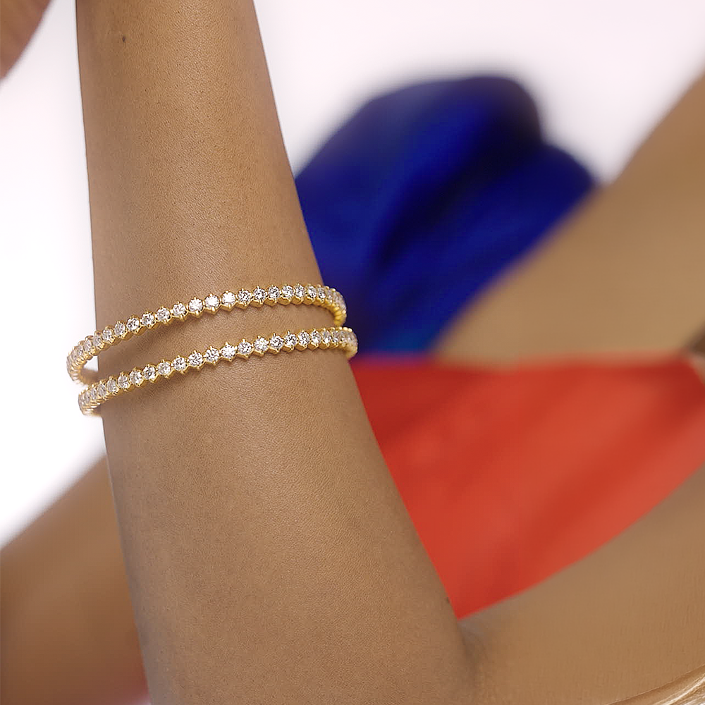 Varnam Closed Setting Bangle