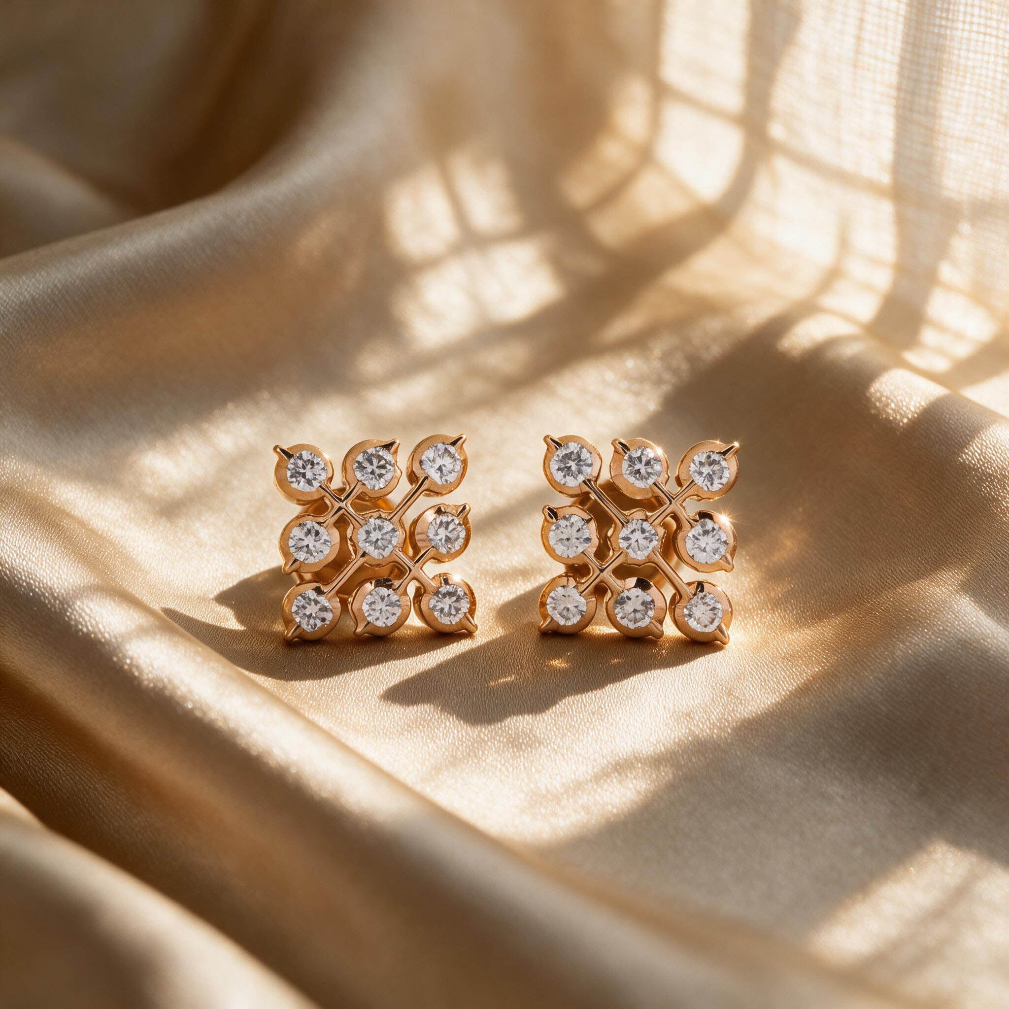 Manjari Traditional Closed Setting Diamond Earrings