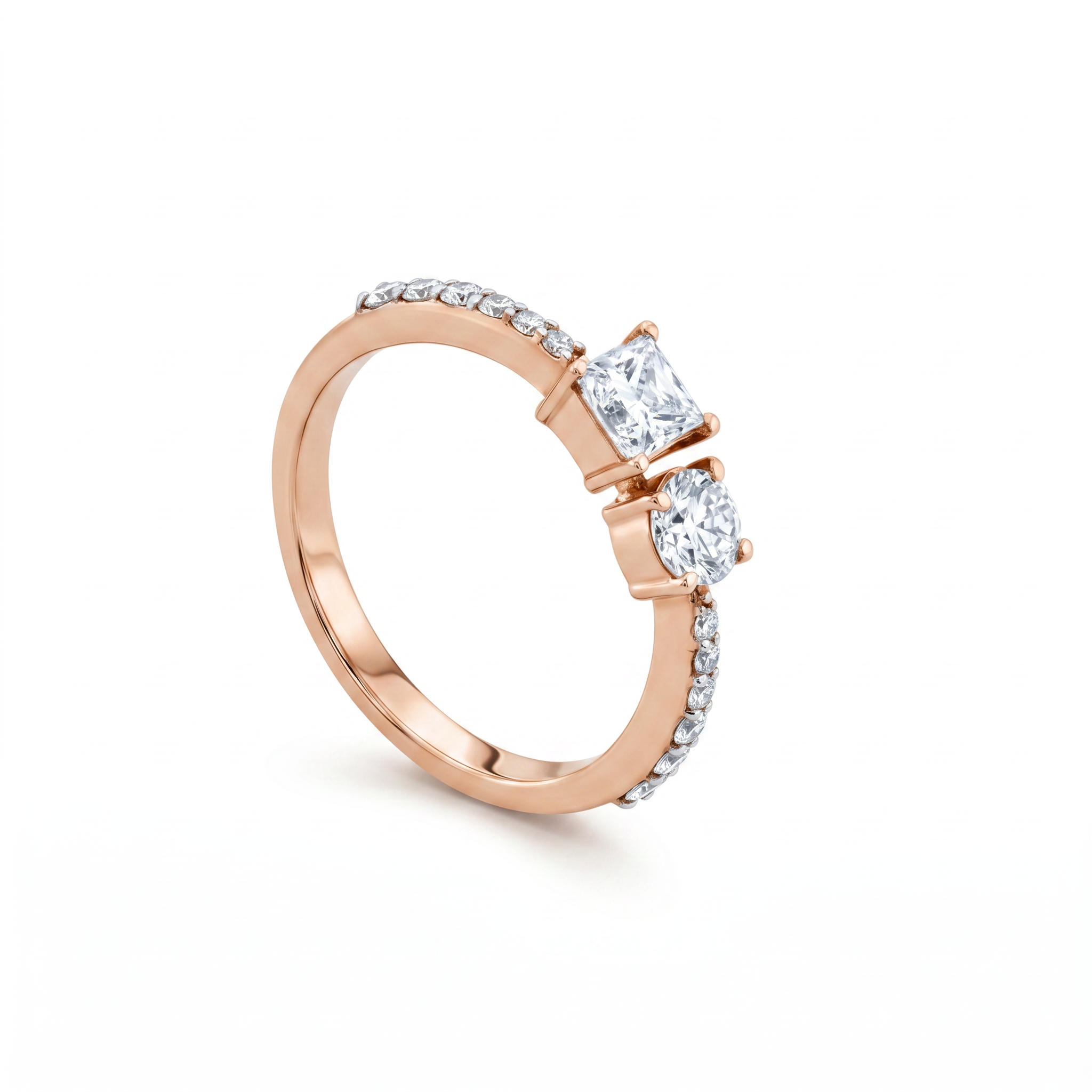Princess and Round Brilliant Diamond Toi et Moi Ring