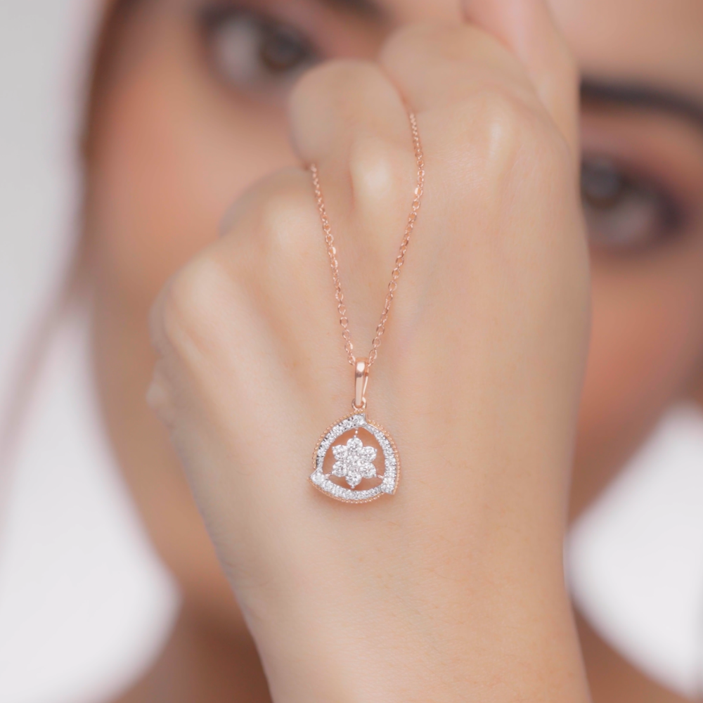Ann Diamond Pendant