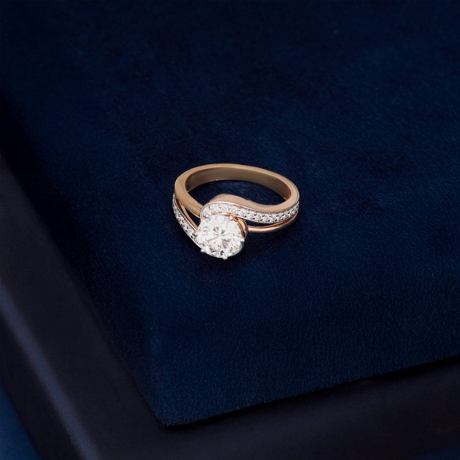 The Lyra Pavé Diamond Ring