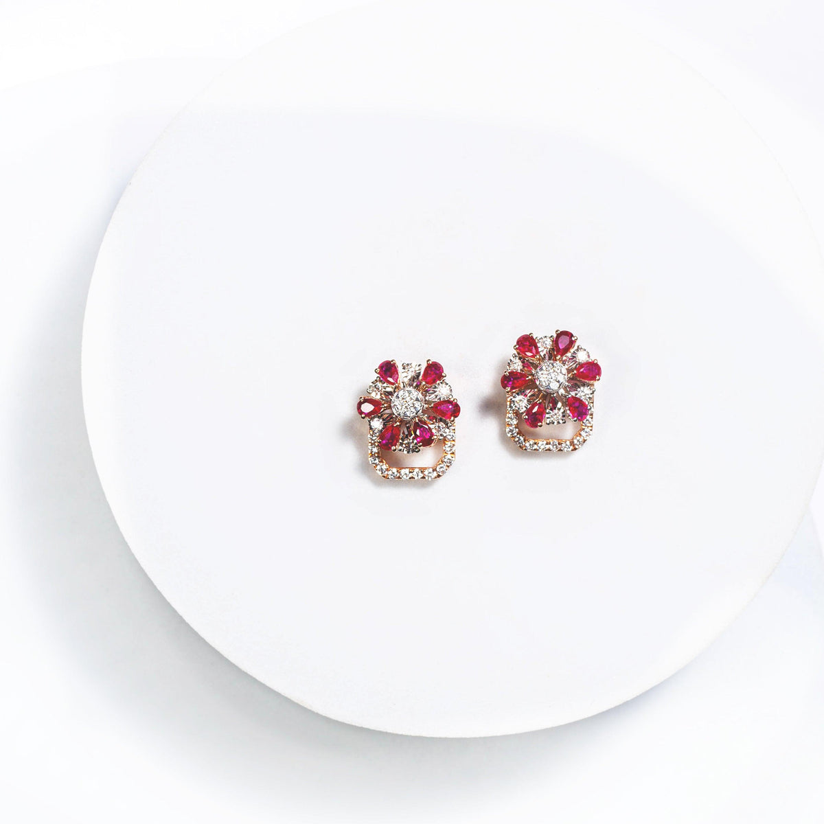 Aashvi Diamond Earring – product image 1
