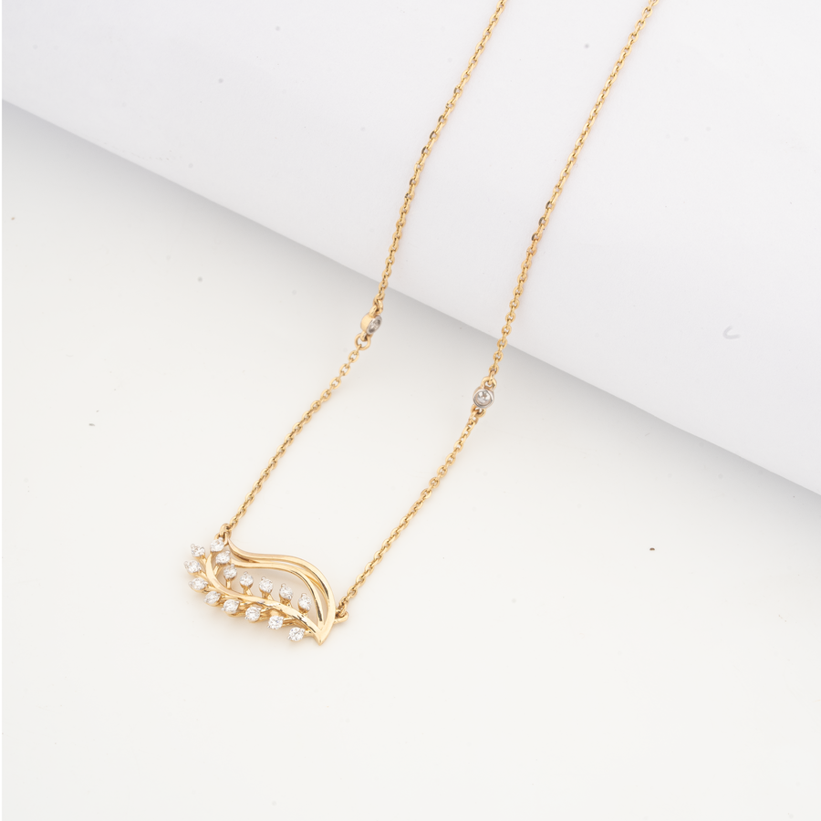 Leaf Design Diamond Pendant Necklace – product image 3