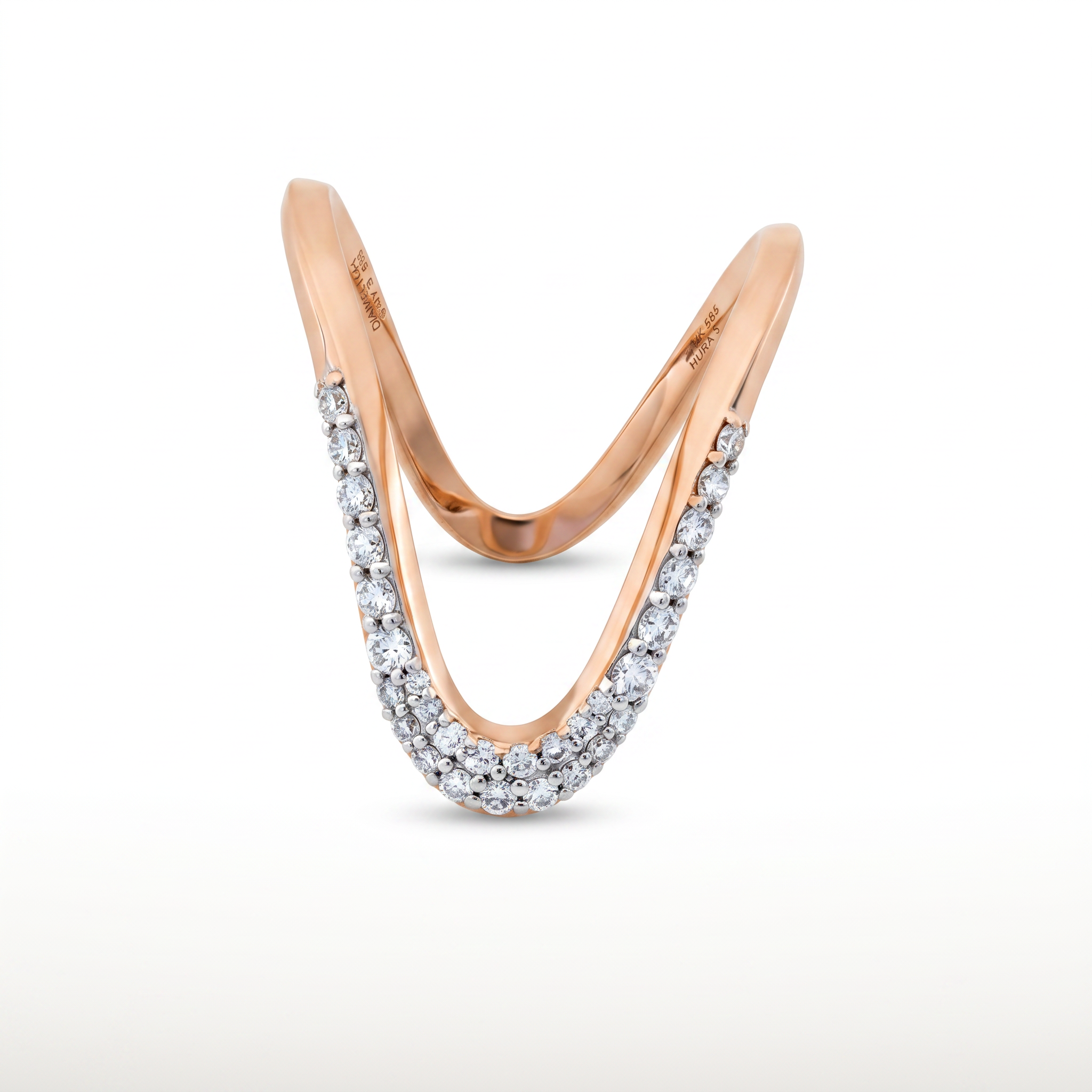 Vara Diamond Chevron V-Ring
